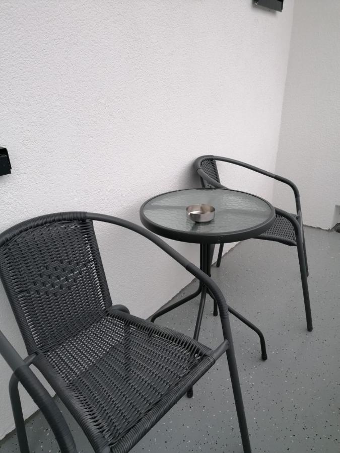Estrella24 Living Rooms Tokio Herne Exterior photo